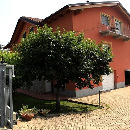B&B Alba In Langhe Verduno Bagian luar foto