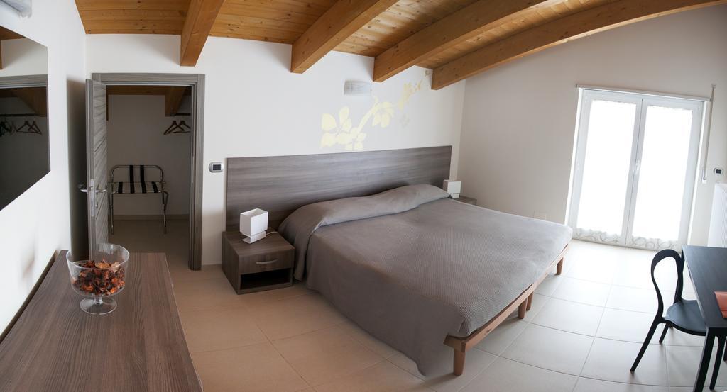 B&B Alba In Langhe Verduno Ruang foto